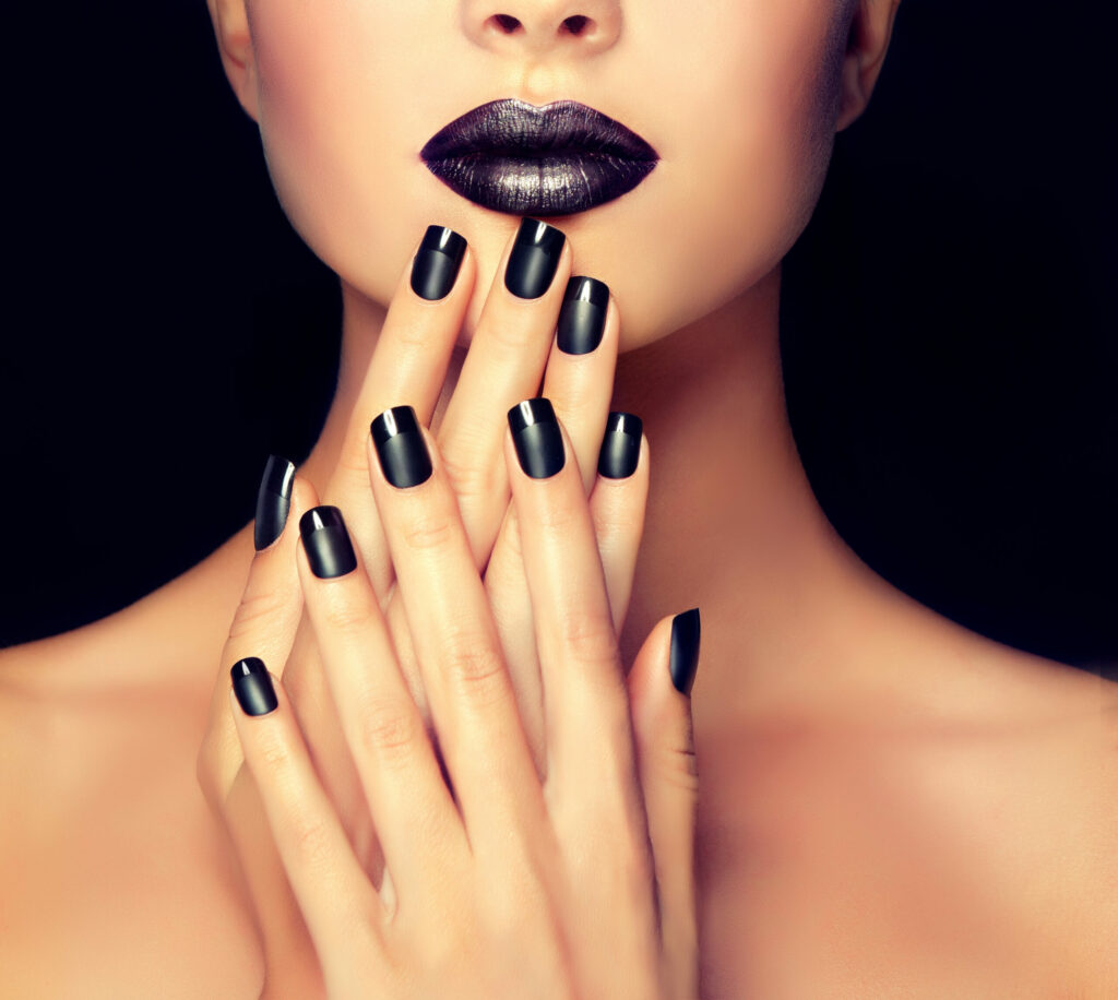 Salon Alnia, pose d'ongles en gel, Bruxelles